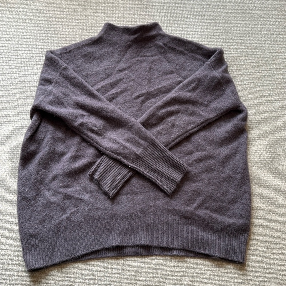 Cashmere purple sweater